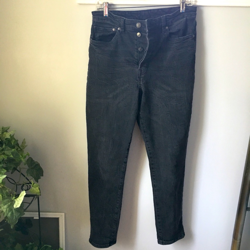 H & M black jeans with button closure